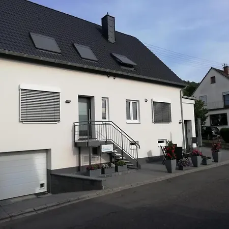 Alexandra By Interhome Apartamento Wintrich