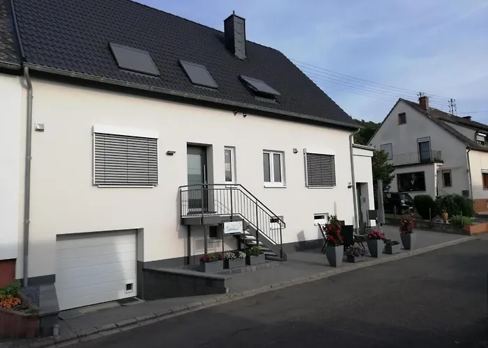 Alexandra By Interhome Apartamento Wintrich